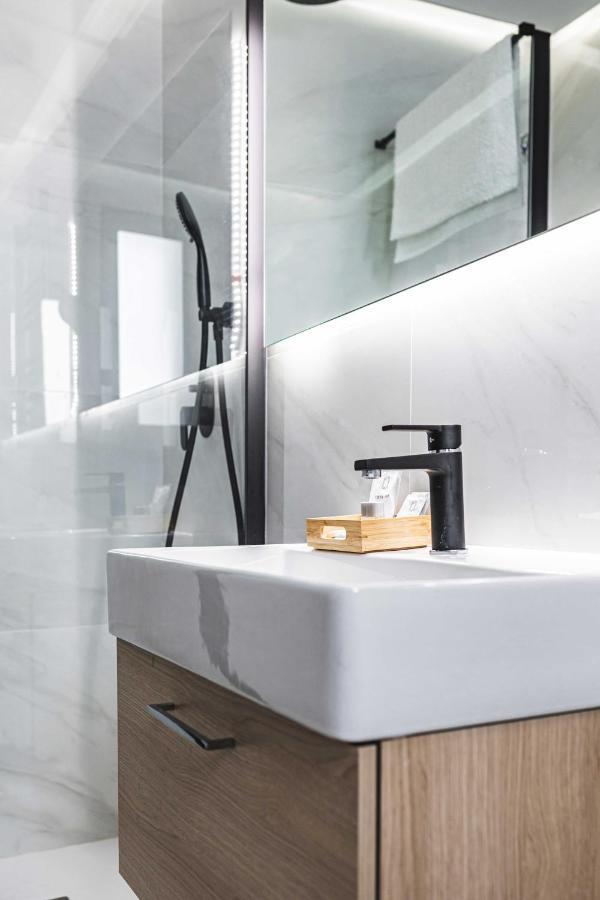 Apartamentos Caceres Central Suites Kültér fotó