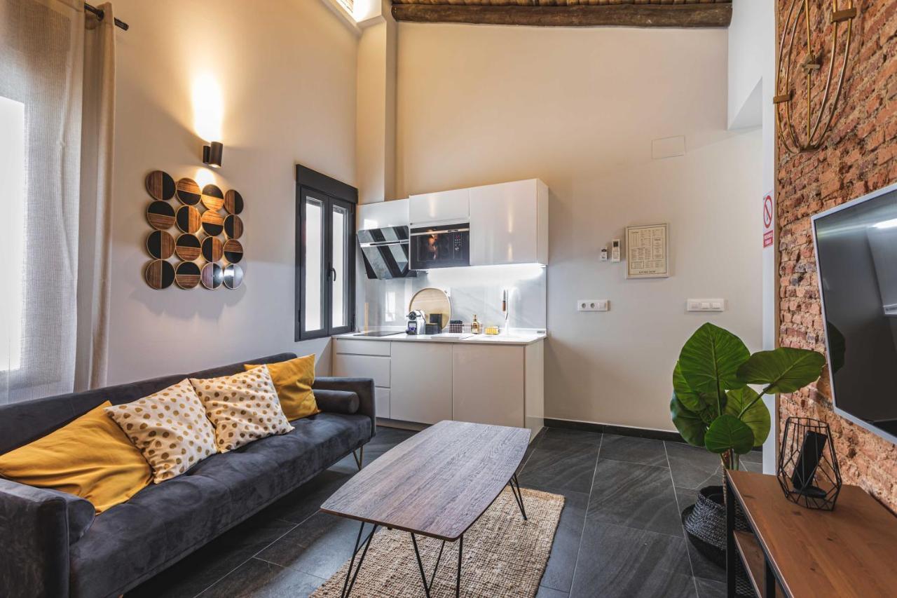 Apartamentos Caceres Central Suites Kültér fotó