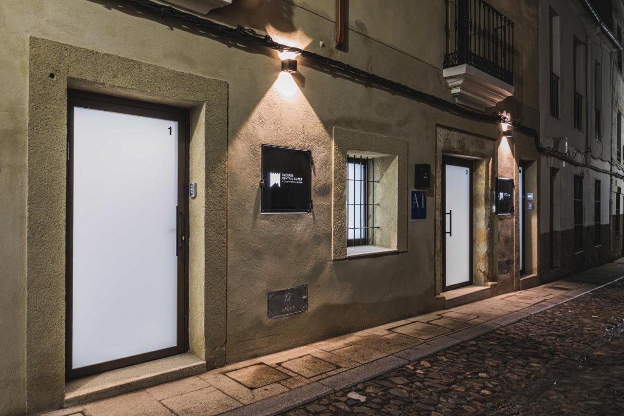 Apartamentos Caceres Central Suites Kültér fotó