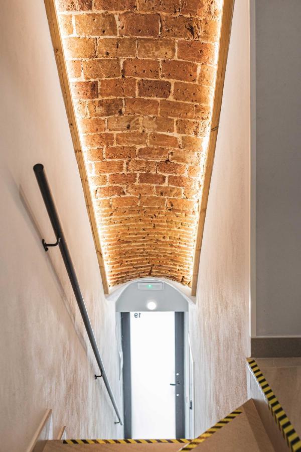 Apartamentos Caceres Central Suites Kültér fotó