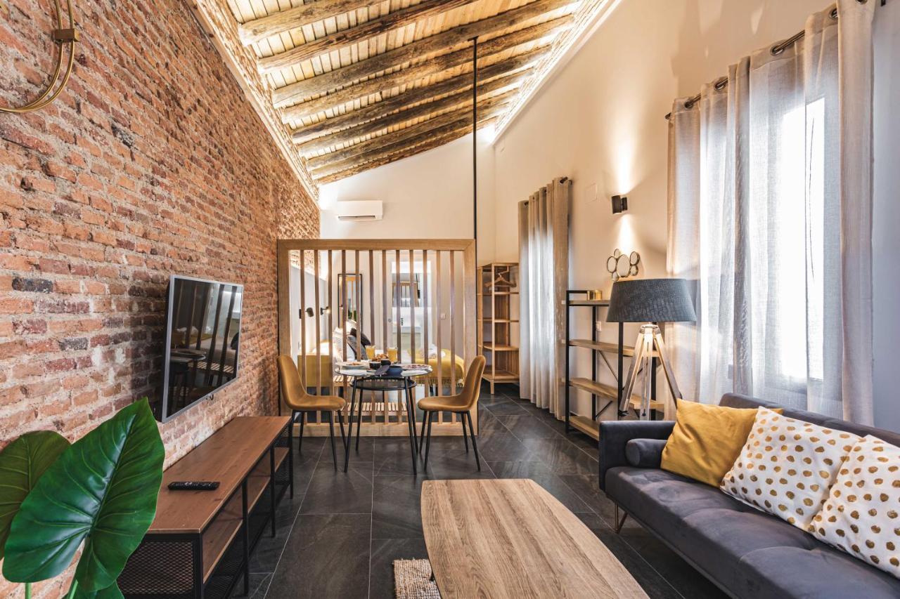 Apartamentos Caceres Central Suites Kültér fotó