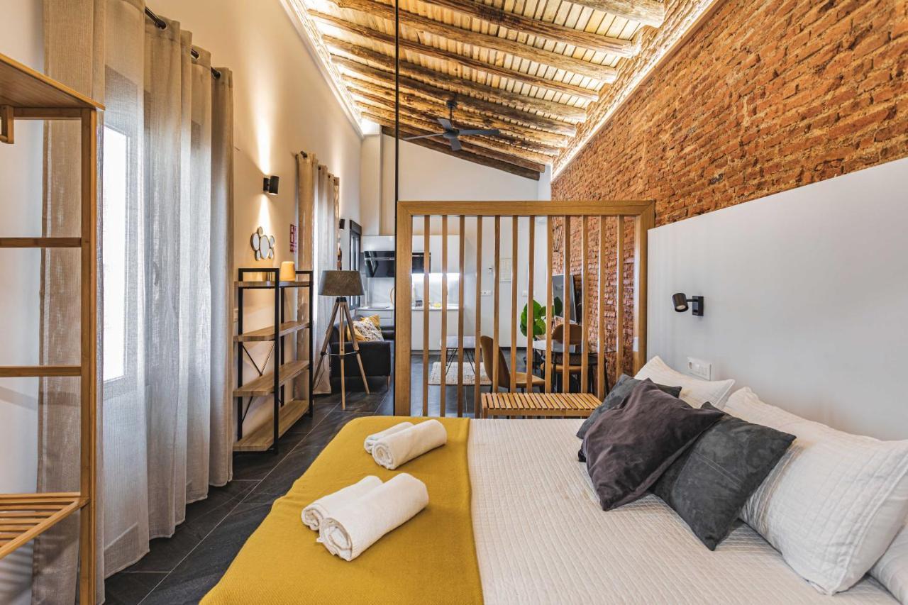 Apartamentos Caceres Central Suites Kültér fotó