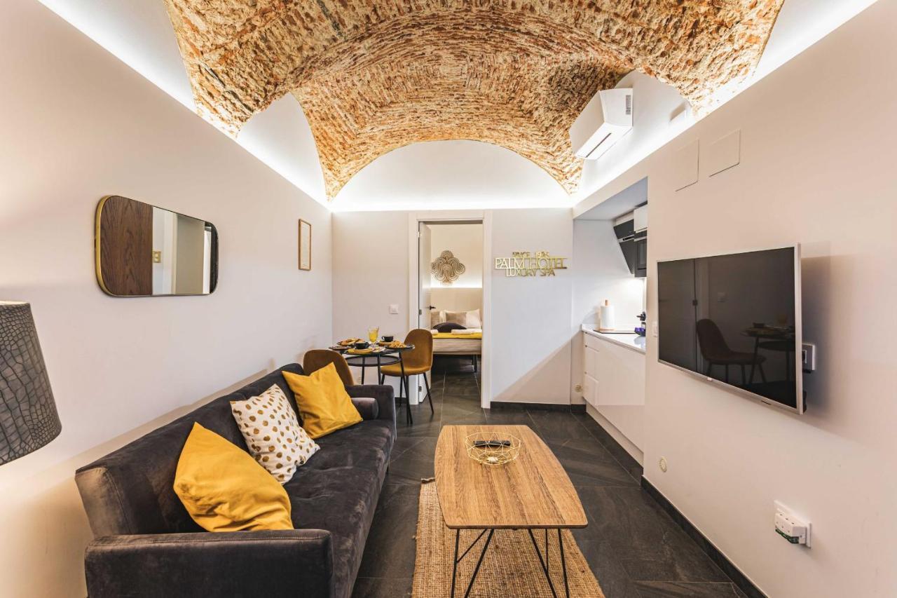 Apartamentos Caceres Central Suites Kültér fotó