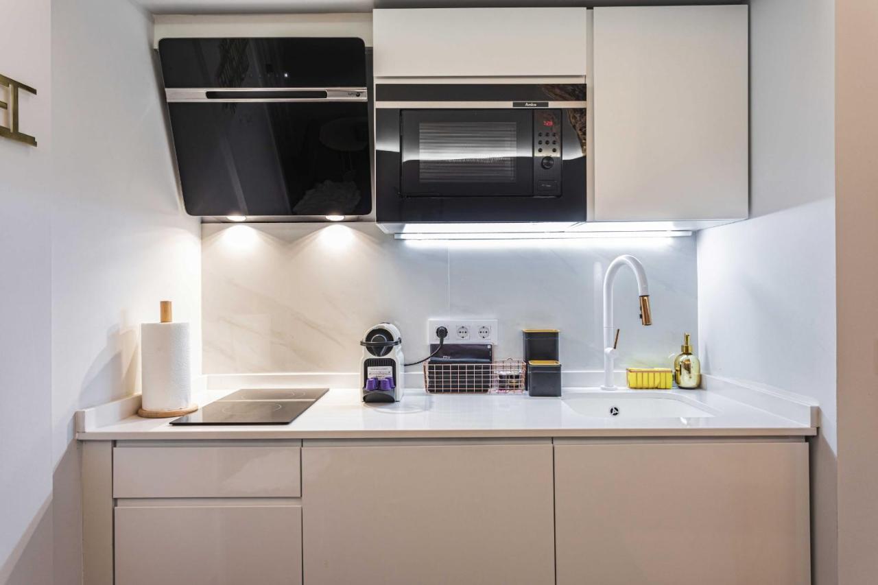 Apartamentos Caceres Central Suites Kültér fotó