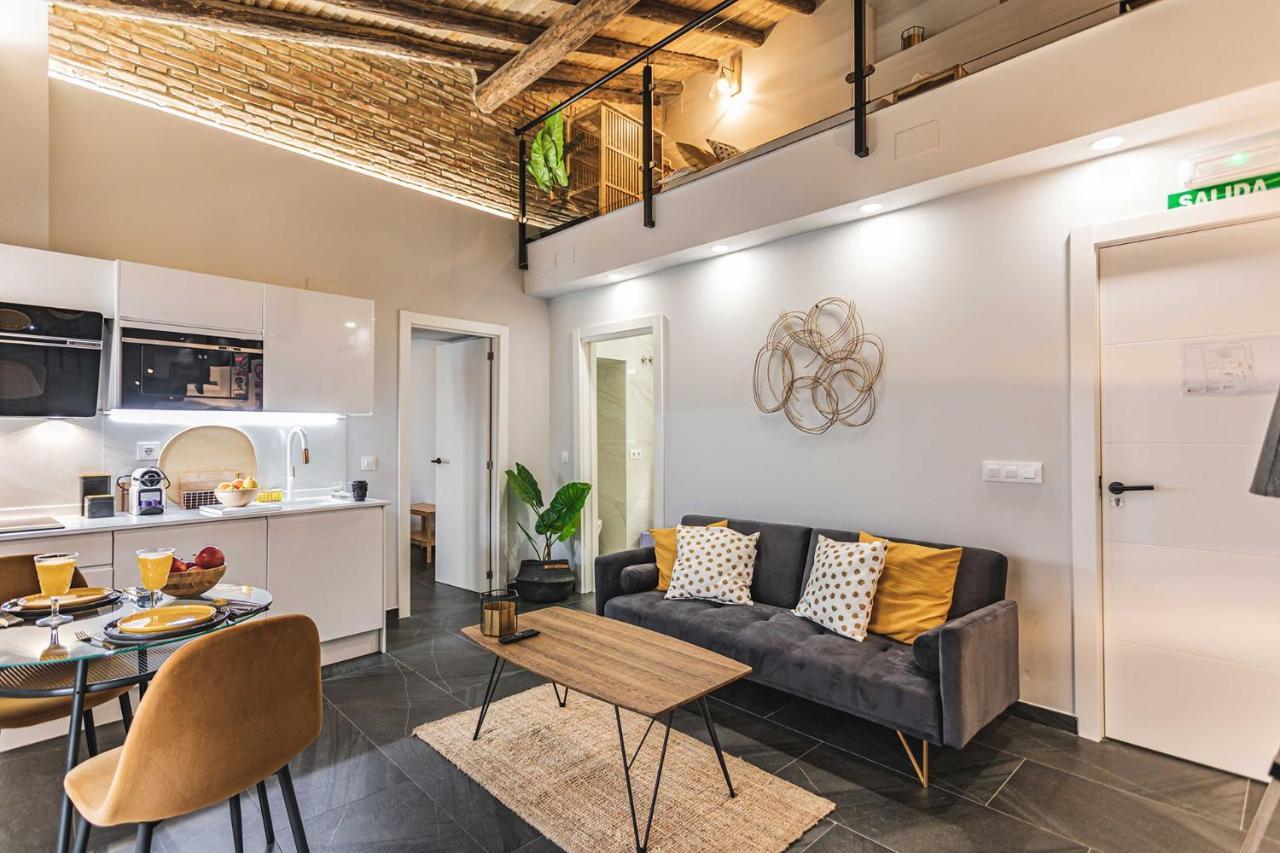 Apartamentos Caceres Central Suites Kültér fotó