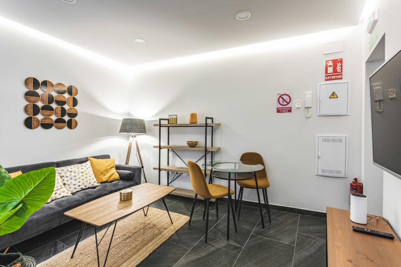 Apartamentos Caceres Central Suites Kültér fotó