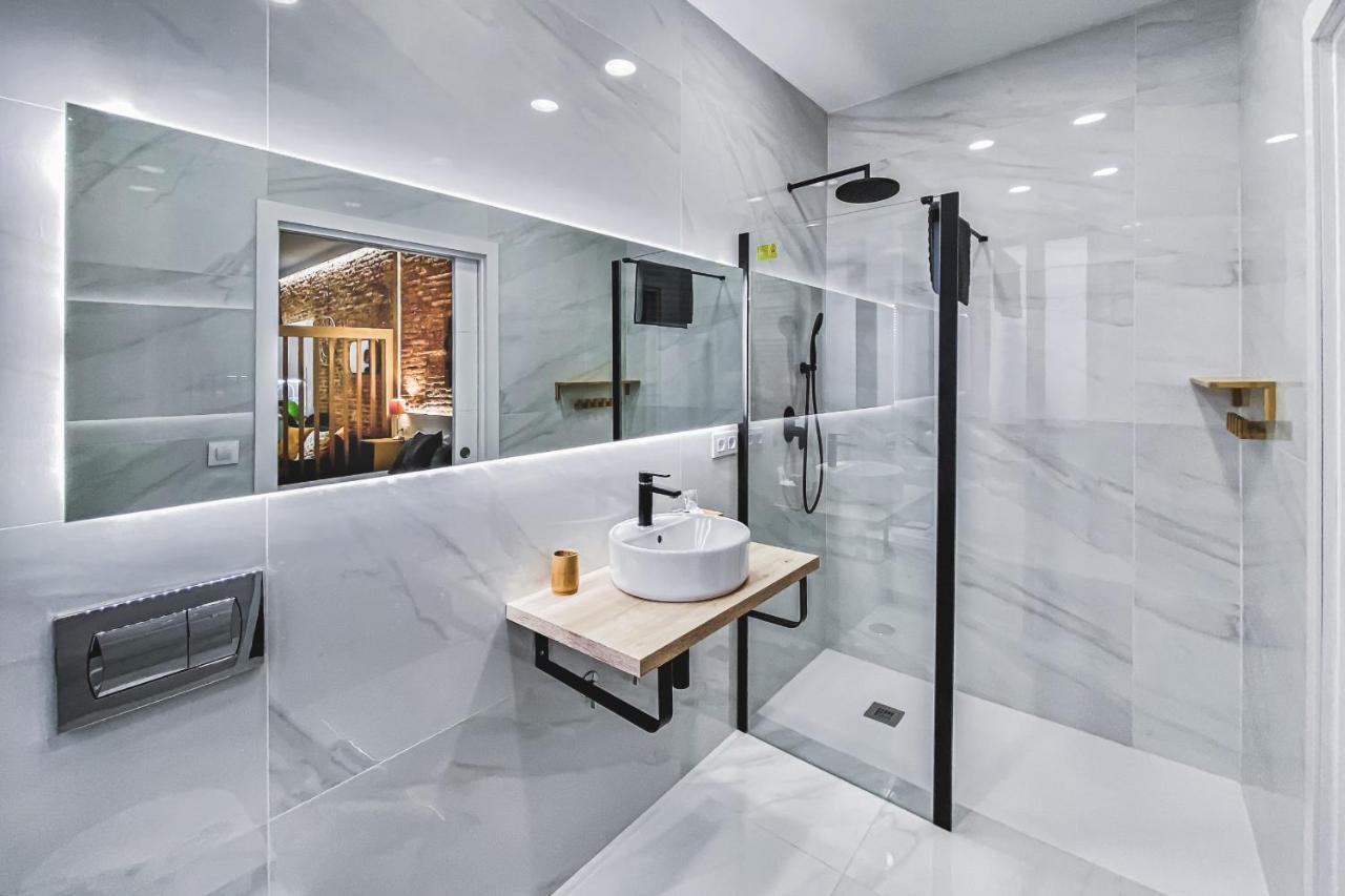 Apartamentos Caceres Central Suites Kültér fotó